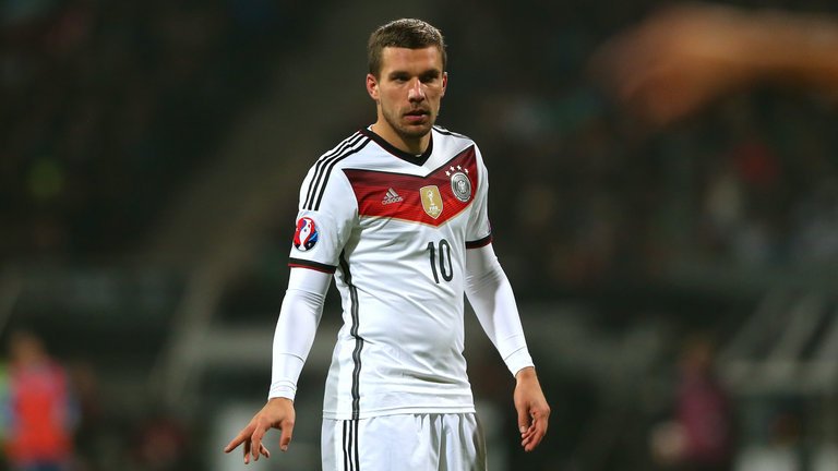 lukas-podolski-germany-euro-2016_3229809
